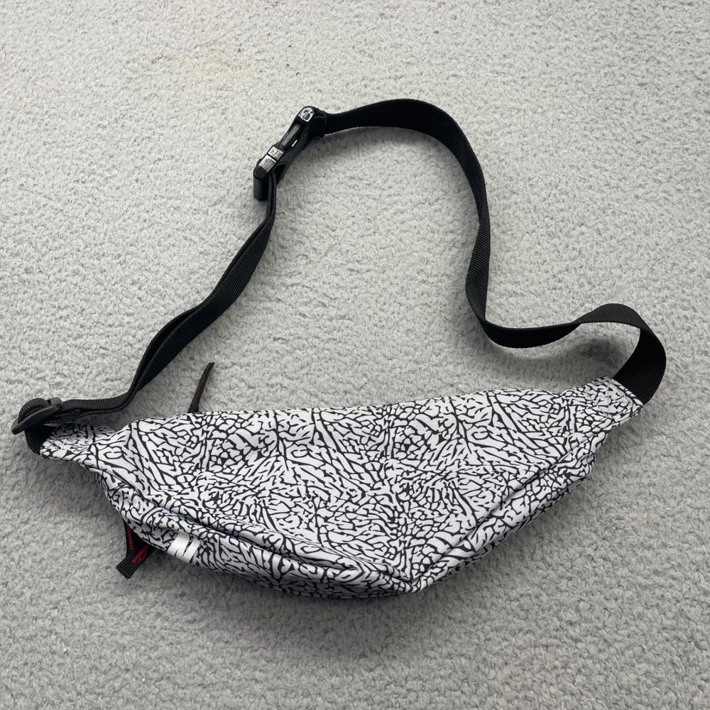 Nike Air Jordan Crossbody  9B0533-G3A Grey Elephant Print Waist Pack Fanny Bag